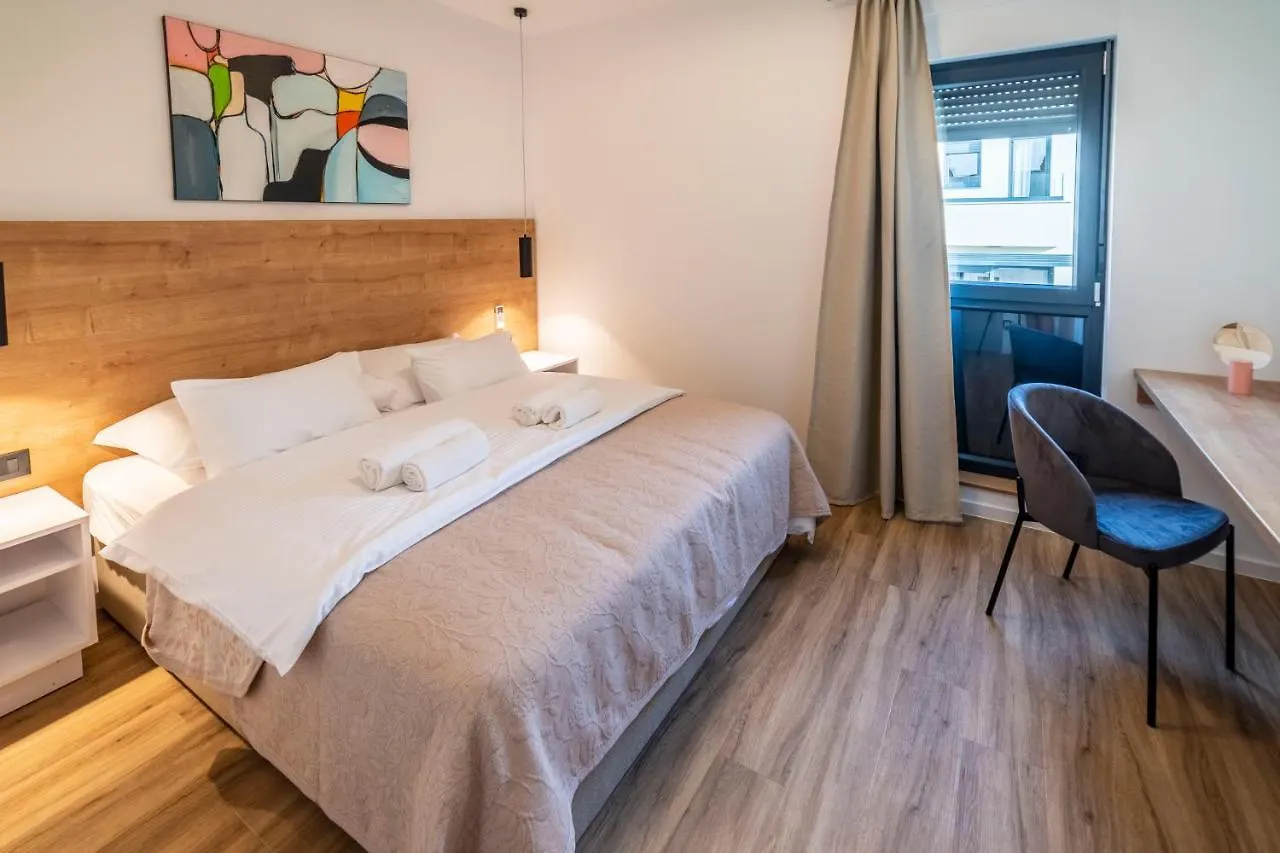 Pinna Residence - Caretta Pula 0*,  Croatia